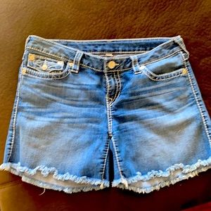 True religion Big T cutoff shorts